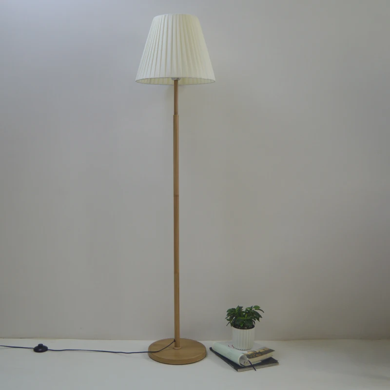 Простой современный торшер, теплый светильник из шелковой ткани, абажур для гостиной, креативный прикроватный Торшер для спальни