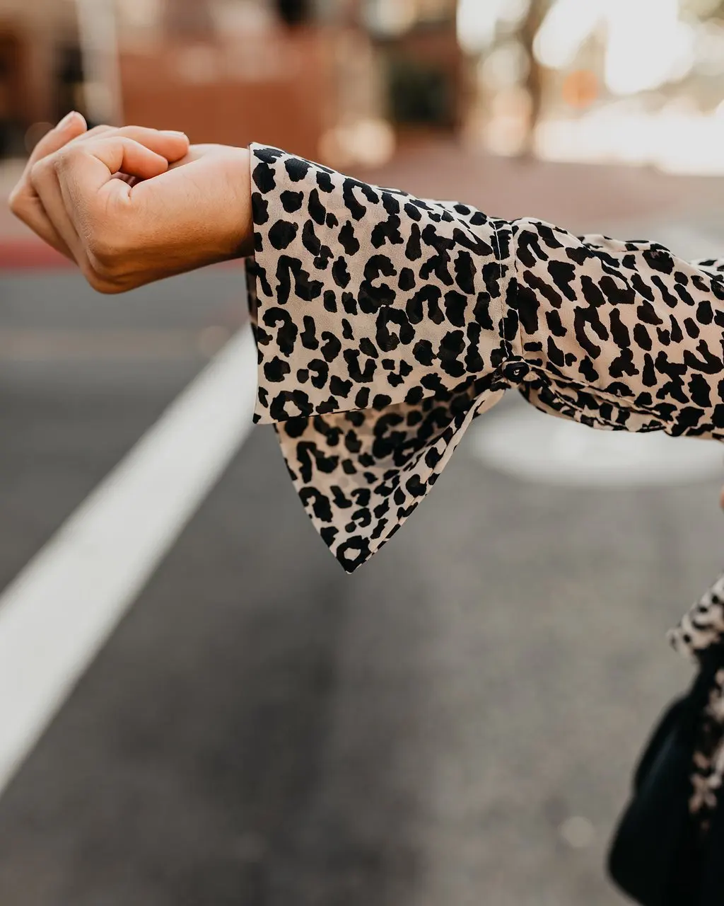 026 Work Wear Office Blouse Women Shirt Top Flare Long Sleeve 2018 V Neck Casual Sexy Leopard Blouse Plus Size Elegant Blusas Mujer 6