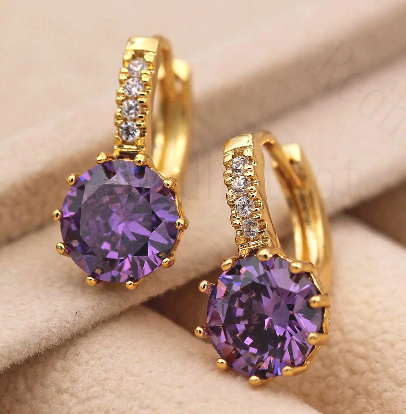 OBS0006_Gold_Purple_02