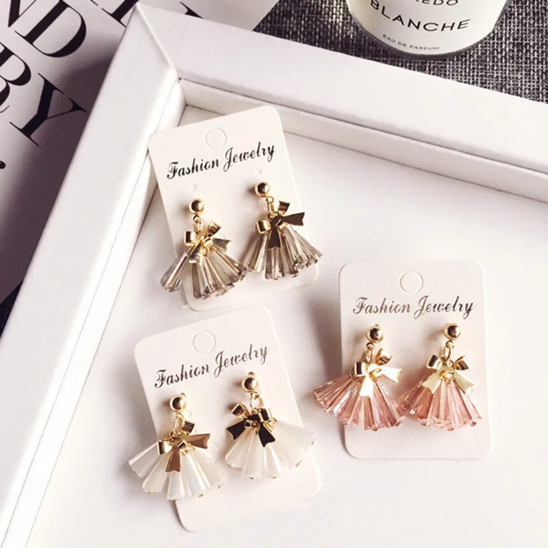

Elegant Korean Style Crystal Rhinestone Stud Earrings for Women Cute Metal Bowknot Ear Studs Brincos Statement Jewelry 5A2021