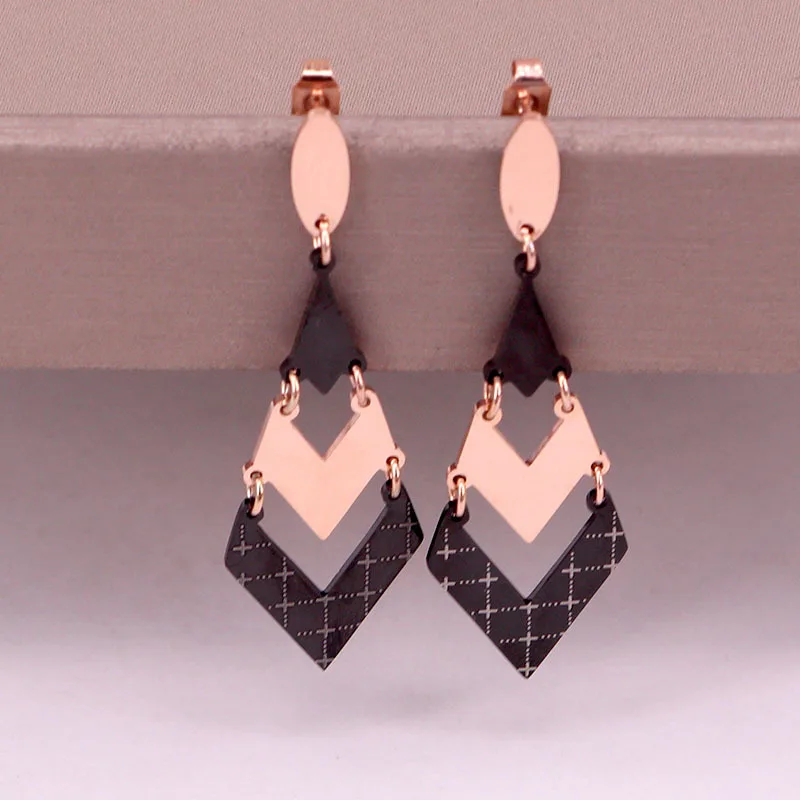

Stainless Steel Black Plaid patterns Geometric Long split joint Rhombus Drop Earrings Rose Gold Color Women Party Wedding Gift