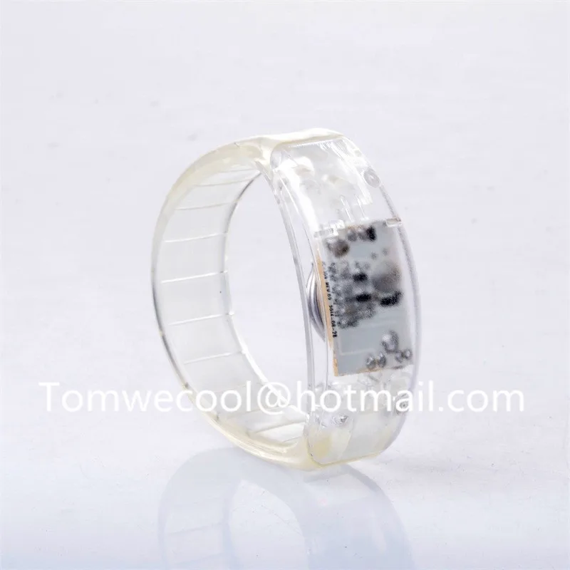 LED bracelet 015