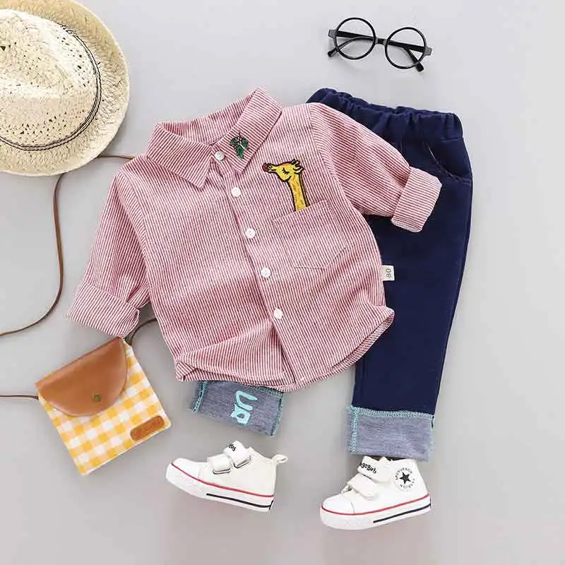 Одежда для маленьких мальчиков рубашки в полоску с длинными рукавами Топы, джинсовые штаны Одежда для младенцев Bebes повседневные Костюмы цельнокроеная рубашка цельнокроеная одежда - Цвет: giraffe-pink-sets