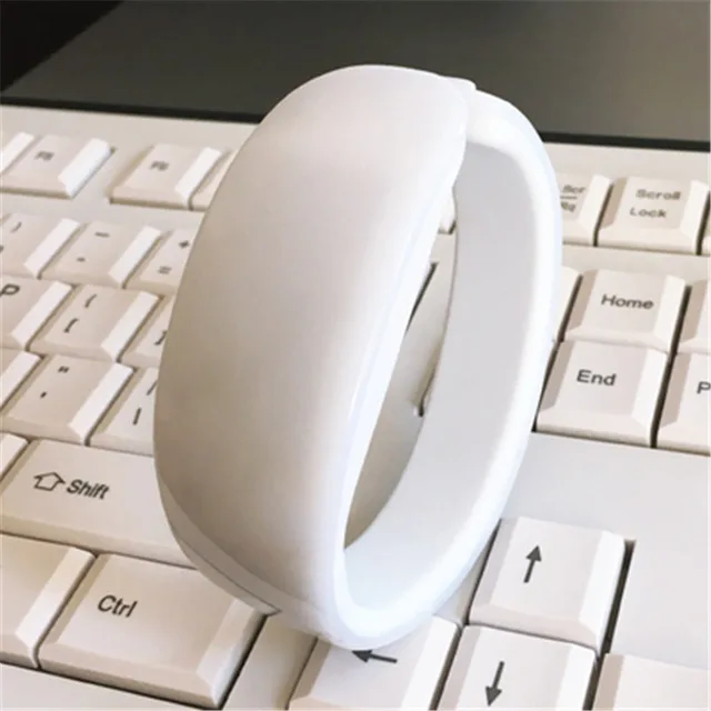 

Ladies Watch 2018 new hot Dolphin Bracelet Watch woman Digital Watch man WristWatch Sport Clock Hours montre femme gift