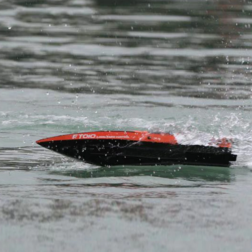 Большой 65 см FT010 2,4G RC гоночный катер с дистанционным управлением матовая скоростная лодка высокая скорость 35 км/ч система водяного охлаждения игрушки VS FT012