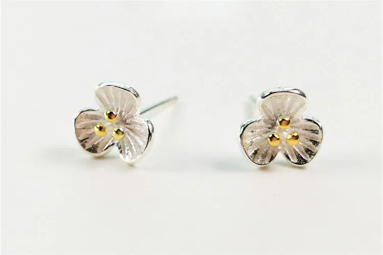 Корейская мода цветок золотой три листа серьги серебро 925 в Корейском стиле милые маленькие серьги Женская мода