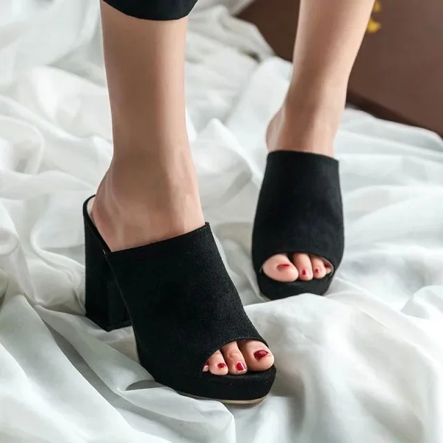 wide fit flat leather sandals