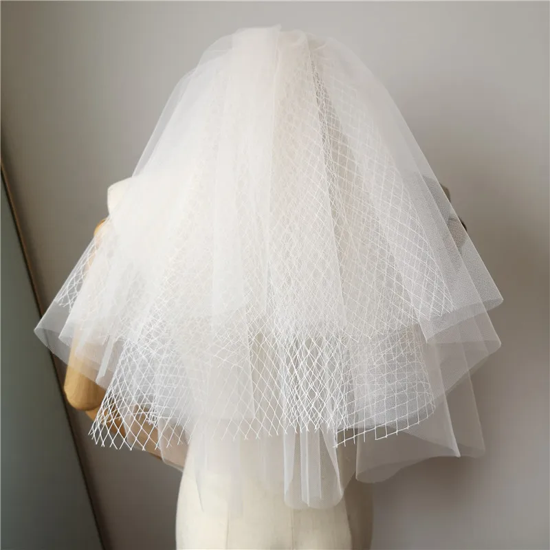 

Short Wedding Veils 2019 Simple Puffy Muiti Layers Bridal Vail with Comb Soft Tulle with Net Elegant Wedding Accessories velo