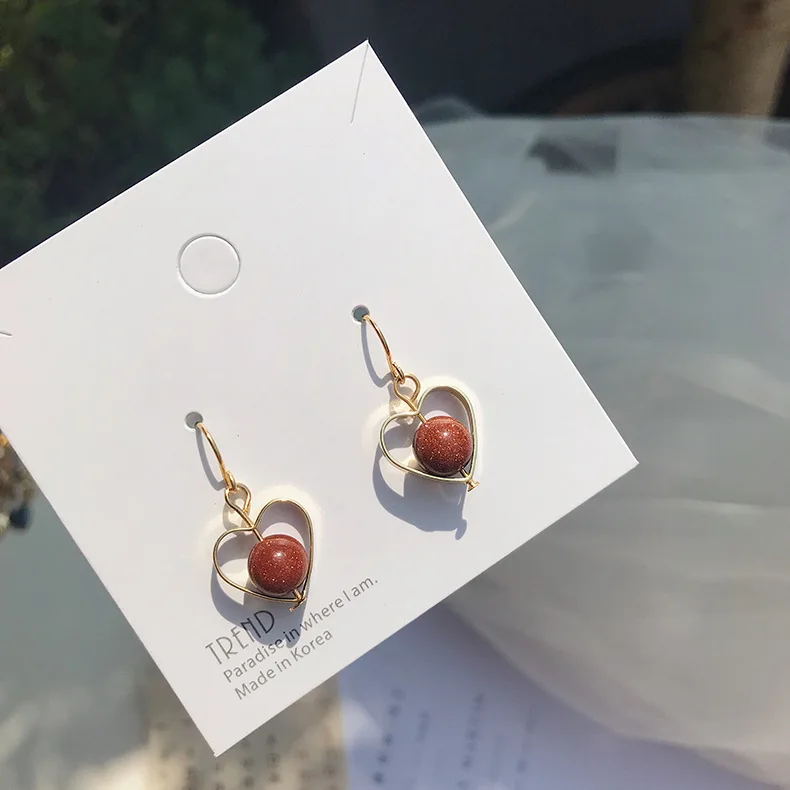 10551941395_159190794