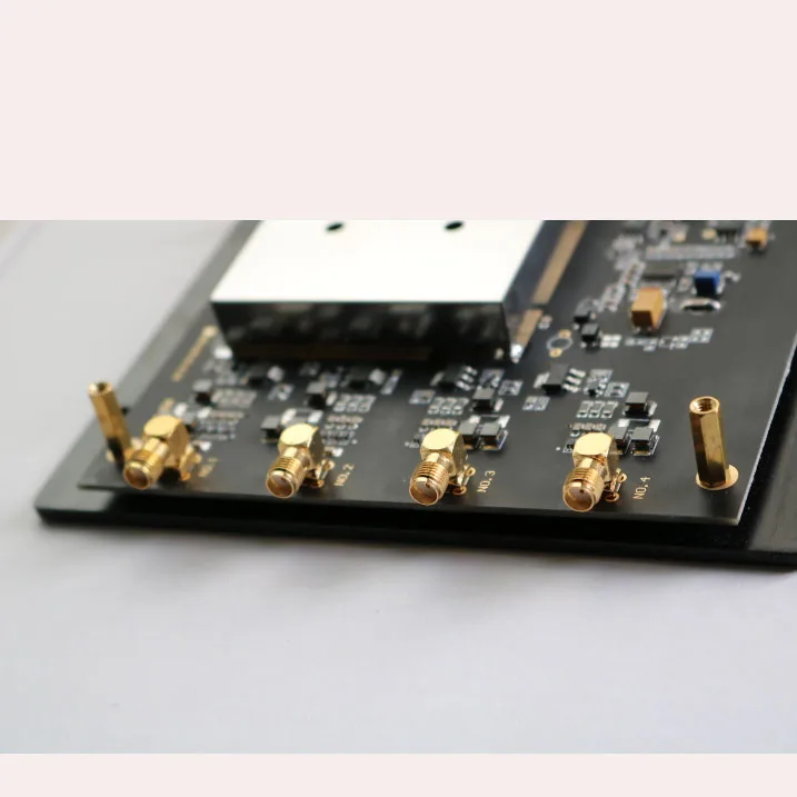 RJ485 TCP / IP с четырьмя портами HF 13 56 МГц Считыватель RFID большого радиуса действия