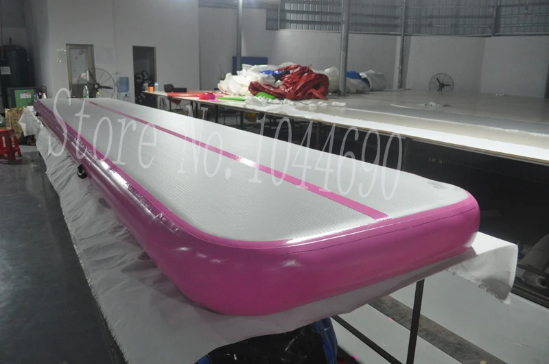 

free shipping customized color 4*1m gym mat with a suitable pump for free