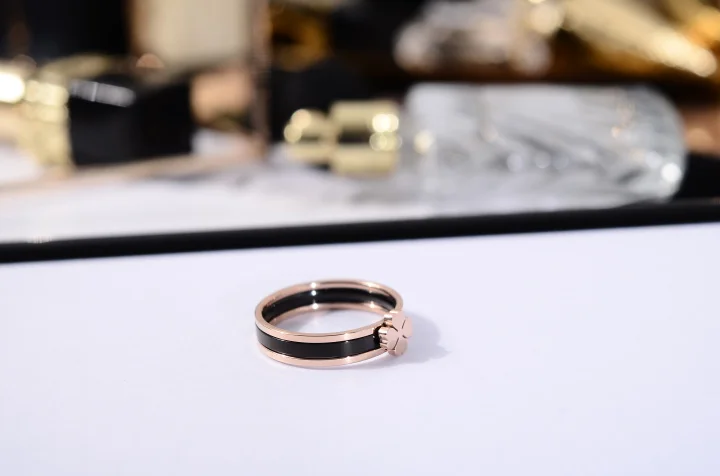 YUN RUO простое и шикарное цветочное кольцо два в одном розовое золото подарок на день рождения Женская мода титановая сталь ювелирные изделия не выцветает Прямая поставка