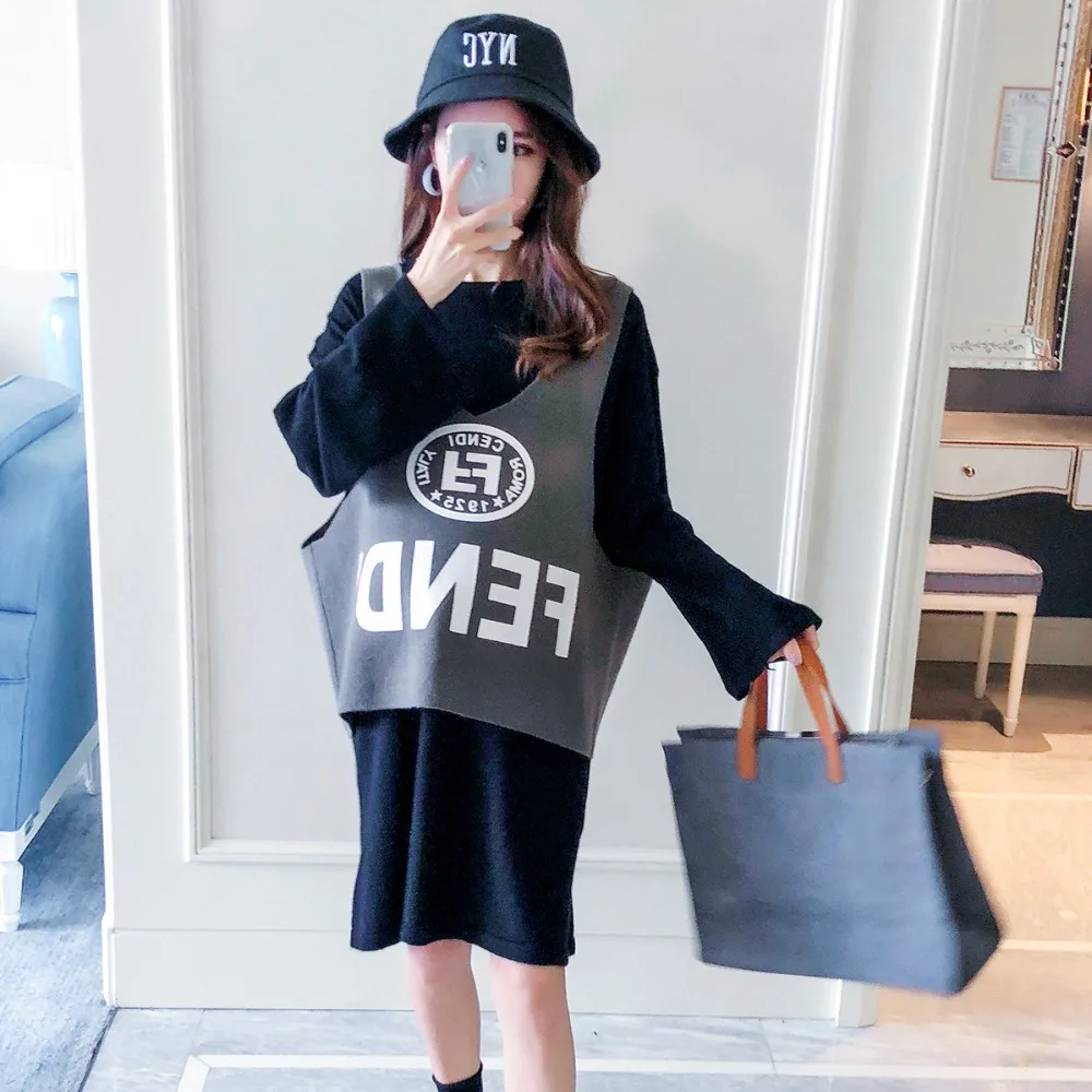 

Pregnant women autumn suit 2018 new fashion loose long-sleeved out two-piece Korean version of the tide temperament knit skirt