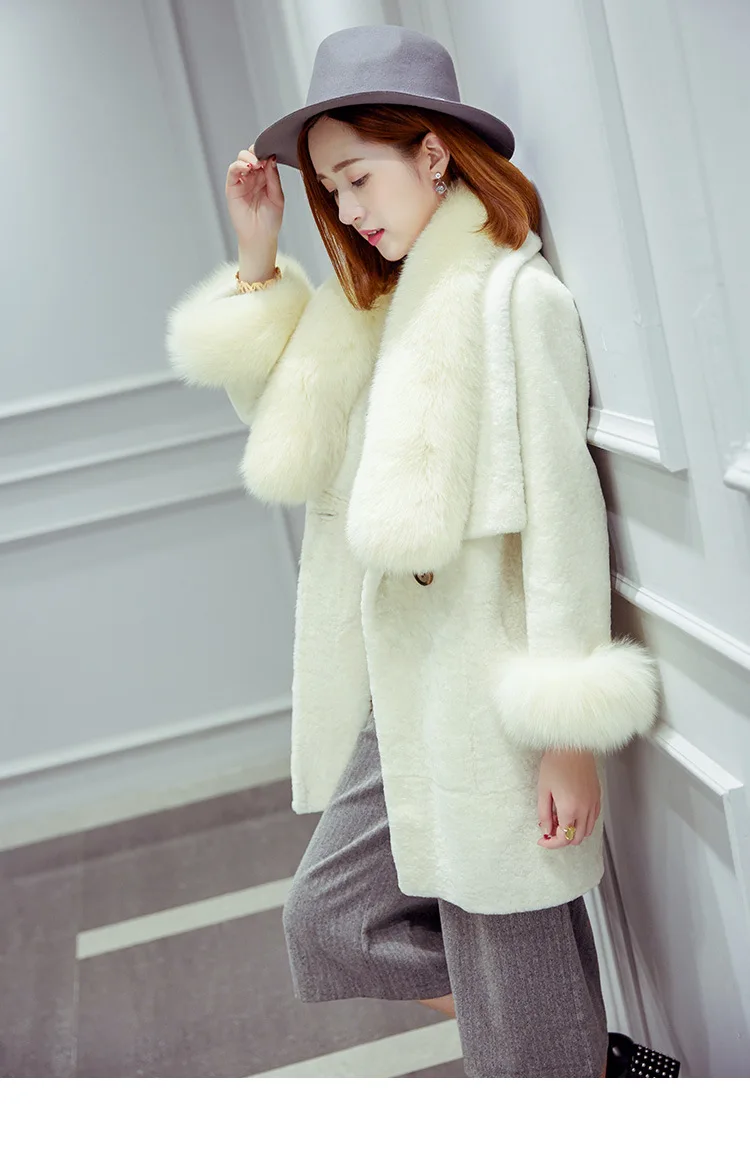 

Turn-down Collar Faux Fur Women Coat Fashion Lady Elegant Winter Coat Outwear Black White Fur