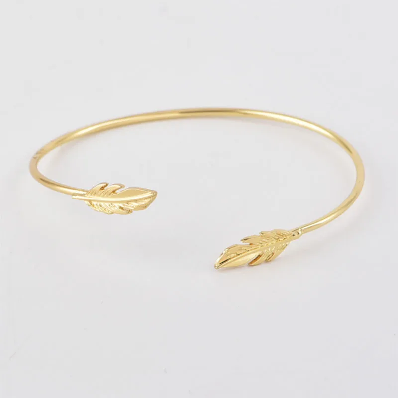 Simple Exquisite Women Bracelets Bangles Carved Leaves Round Gem Chain Adjustable Cuff Charm Party Gold Multilayer Bracelet Set