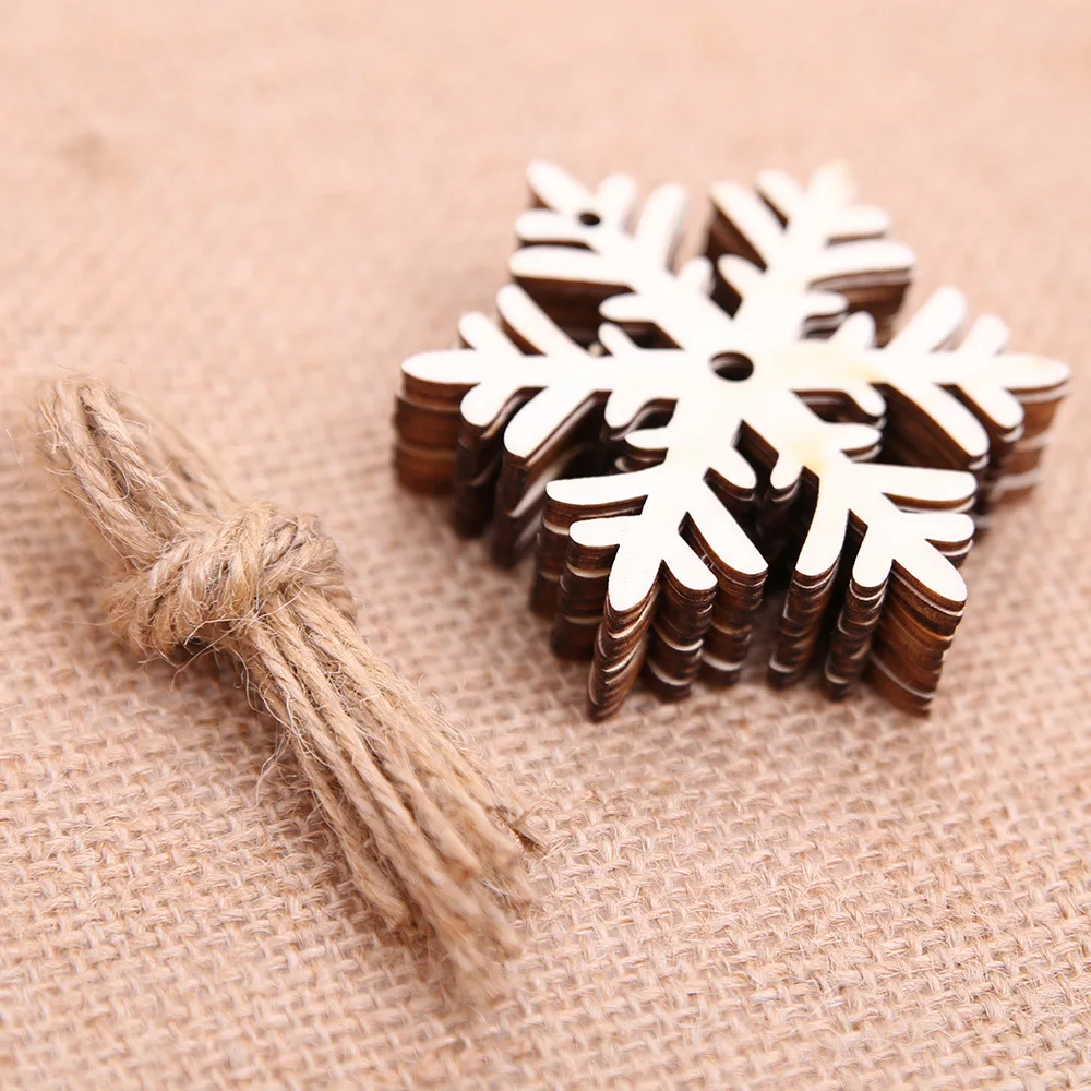 

10PCS/Pack Wooden Christmas Pendants Snowflakes Deer Xmas Tree Hanging Ornaments DIY Christmas Tree Decorations Party Supplies