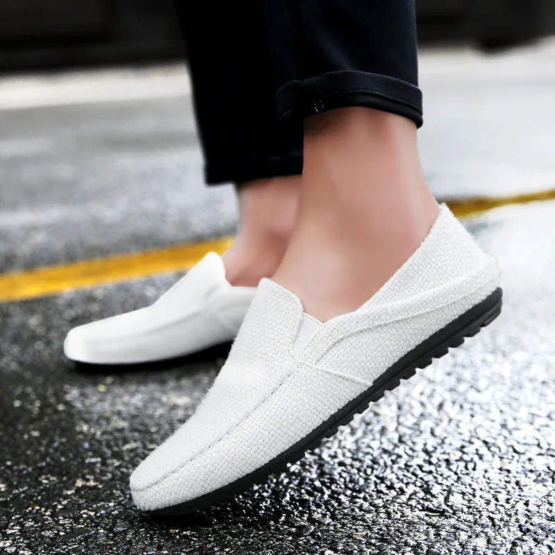 

Canvas shoes men's summer one foot peas beans half drag old Beijing linen shoes Korean version of the breathable lazy people