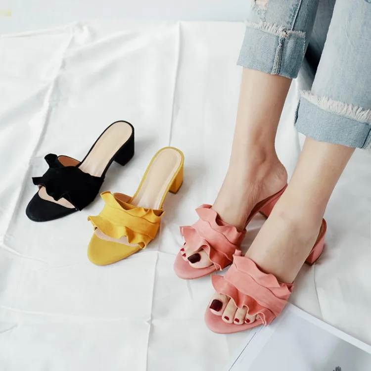 WOMEN SLIPPER 23