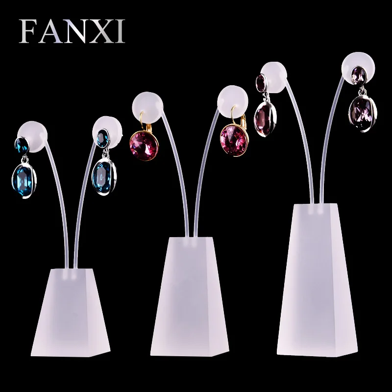 Небольшой матовый акриловый держатель для ювелирных изделий FANXI
