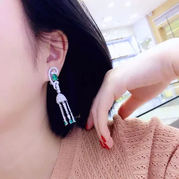 

Qi Xuan_Green Fashion Tassel Earrings S925 Silver Plated White Gold Hand Inlaid Exquisite Atmosphere Ear Studs Promotional