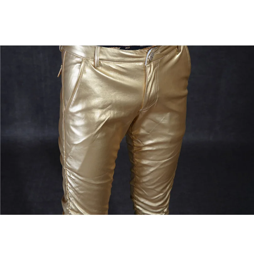 Осенние новые золотистые черные облегающие блестящие мужские брюки из искусственной кожи бархатные модные обтягивающие брюки для ночного клуба для выступлений на сцене