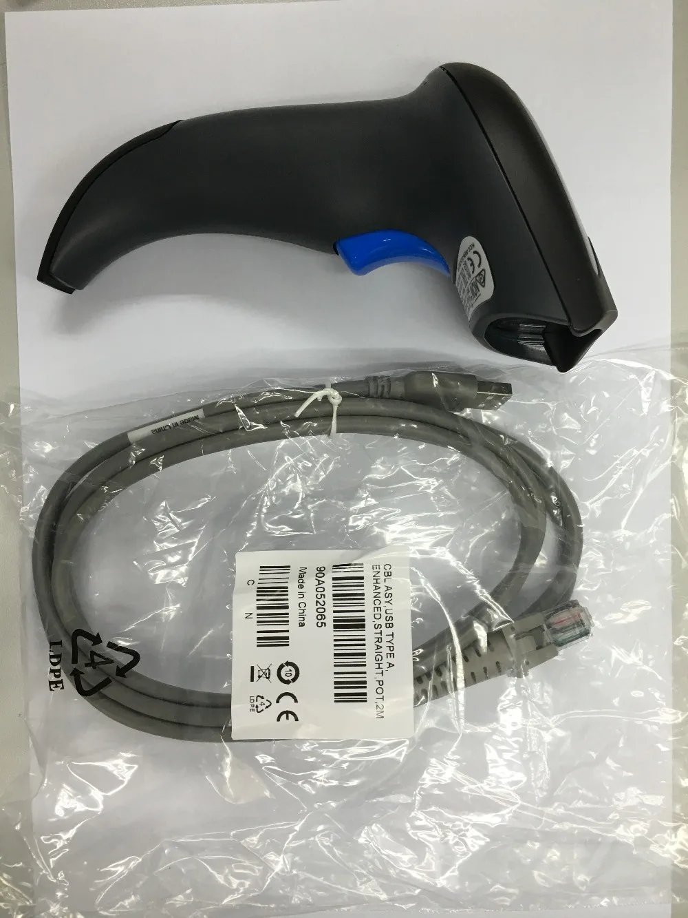 QW2120 with USB cable