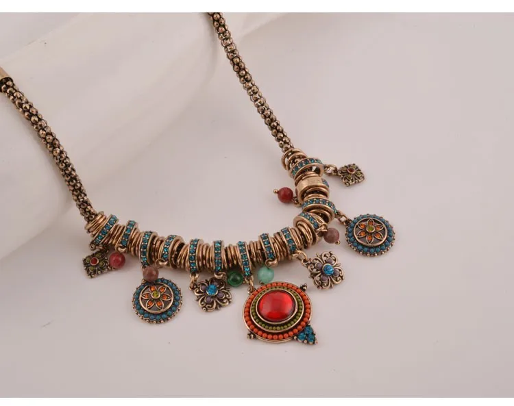 Модные брендовые новые винтажные ювелирные изделия в богемном стиле красочная Смола Сплав кисточкой колье ожерелье этническое эффектное ожерелье для женщин