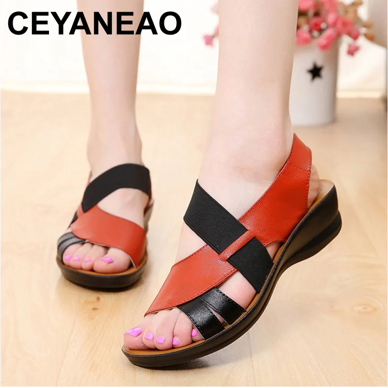 

CEYANEAOLeather Women Sandals Soft Bottom Mother Sandals Peep Toe Fashion Ladies Sandals Summer Flat Sandals Female ShoesE1667