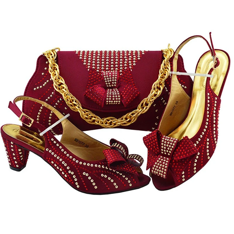 MM1077 WINE_