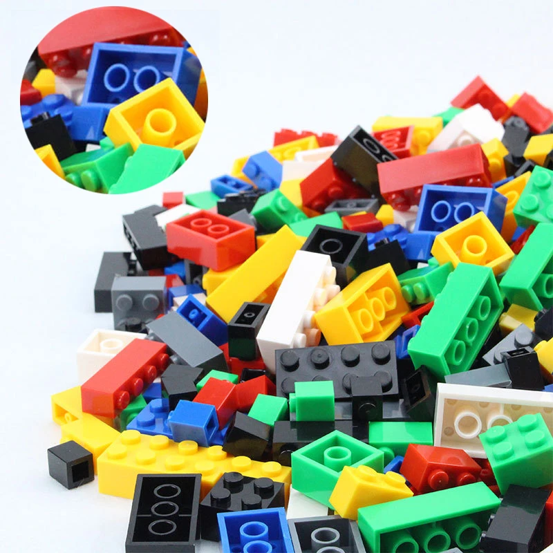 

1000pcs Designer DIY Gift Toy Building Blocks Bricks Constructor Set Educational Assembly Toys Compatible With LegoINGly Bricks