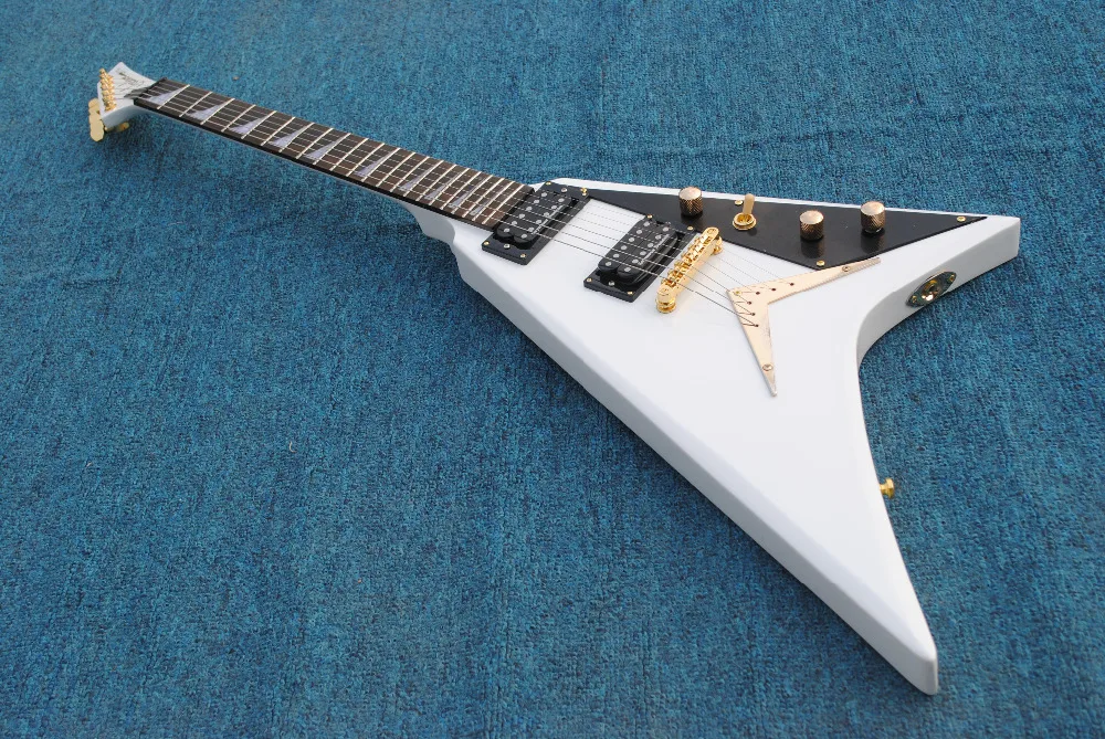Jackson electric guitar flying v guitar gold hardware in Guitar from Sports & Entertainment on
