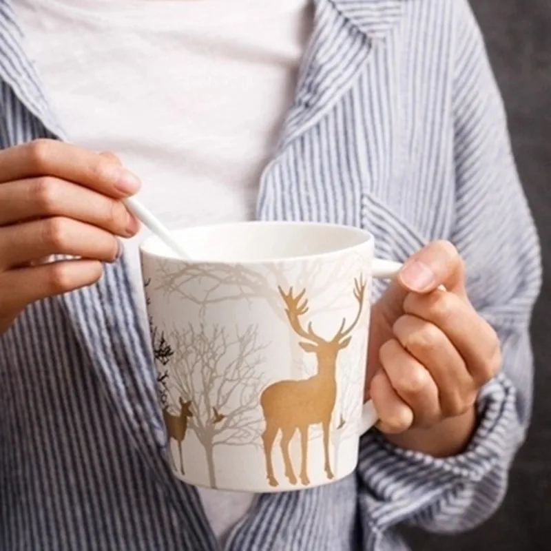 

Europe Style Milu Deer Cups Large Capacity Mug 650ml with Lid and Spoon Ceramic Mugs Coffee Cup Milk Tea Cup Christmas Gifts