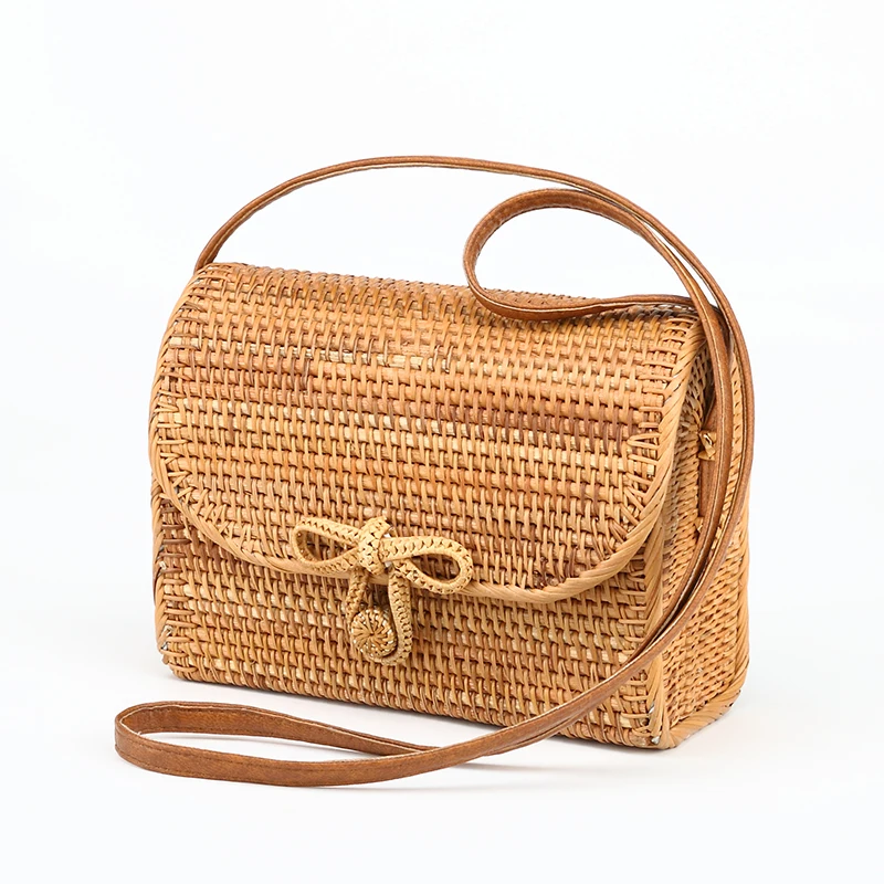 

2018 Rattan Bag Women Straw Shoulder Bag Ladies Messenger Bag Leather Strap Fashion Beach Bag Bolsas