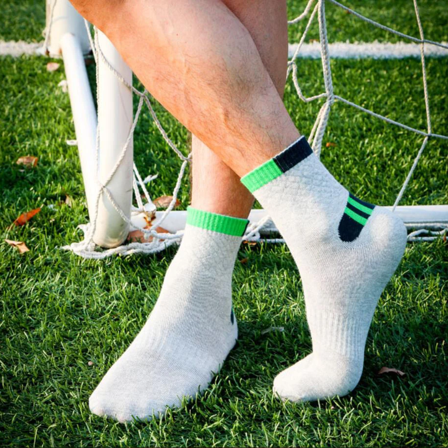 

Cotton Men Knee-high Sock Sport Socks Cycling Running Climbing Breathable Basketball Soccer Socks Men Cheap-socks-wholesale