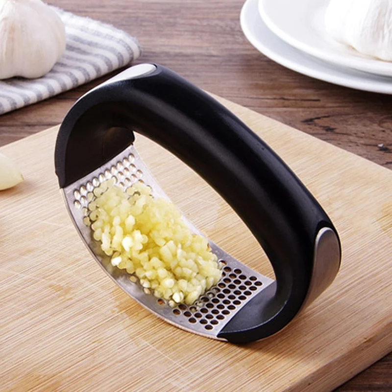 

Stainless Steel Garlic Press Metal Ginger Garlic Chopper Crusher Garlic Cutter Creative Hand Press Garlic Tools Kitchen Gadgets