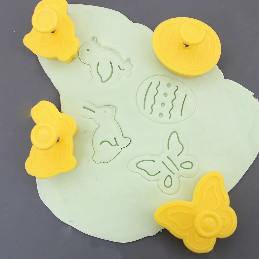 

4pc/set Stamp Biscuit Mold Butterfly Rabbit Chick 3D Cookie Plunger Cutter Pastry Decorating DIY Food Fondant Baking Mould Tool