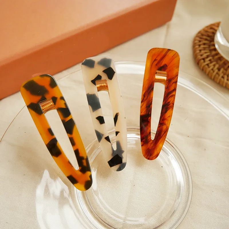

2019 New Fashion Women Vintage Hair Pin Clip Leopard Hair Clip Geometric Water Drop Shape Hairpin Clips Hair Styling Accessories