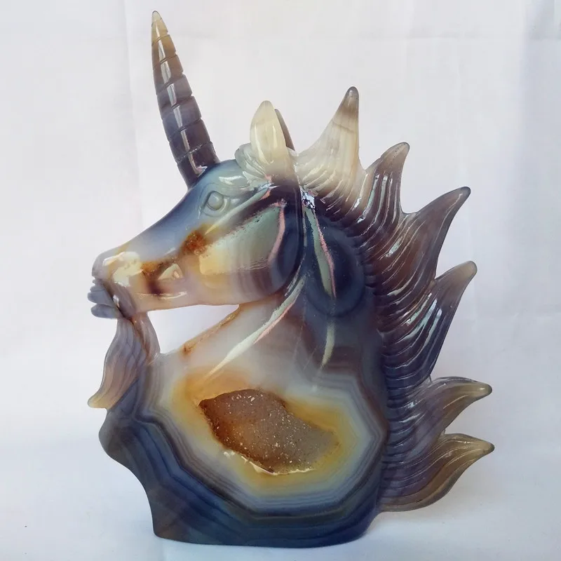 

A Natural stone agate crystals cluster carving unicorn crystal skull creative carving home decoration noble and pure