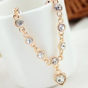 2014 New Arrival Fashion Korean OL Temperament Style Sparking Czech Love Heart Silver Gold Bracelet B1190 | Украшения и