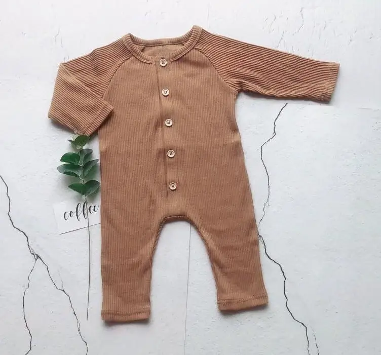 Детские комбинезоны в рубчик для новорожденных; хлопковый комбинезон с длинными рукавами для маленьких девочек; однобортный комбинезон для маленьких мальчиков и девочек; Одежда для новорожденных - Цвет: brown