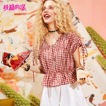 

ELFSACK New Summer Cotton Casual Woman Shirt V-Neck Paid Female Short-sleeved Harajuku Blouse Ladies Short Shorts Tops