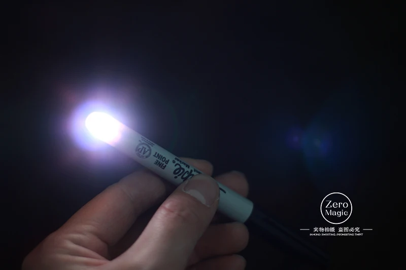 

Amazing Sharpie Flash Sharpie pen - Magic Trick,Stage Magic,Illusion,Close up,Fun,Silk vanishing