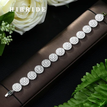

HIBRIDE Fashion Womem Bangle Bracelet Luxury AAA Cubic Zirconia Stone Paved Shining CZ Bracelet Wedding Bracelet for Bridal B-77