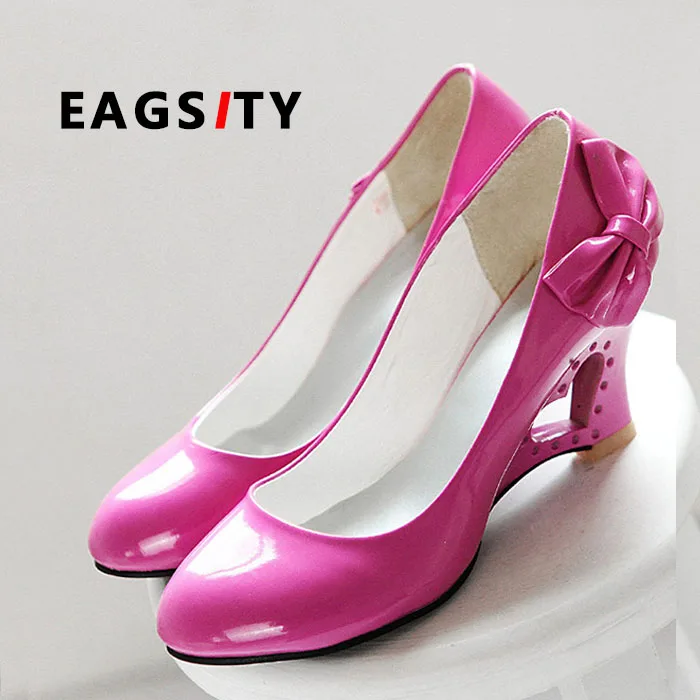 Slingback лакированной кожи женские Клинья круглый Носок скольжения на высоком