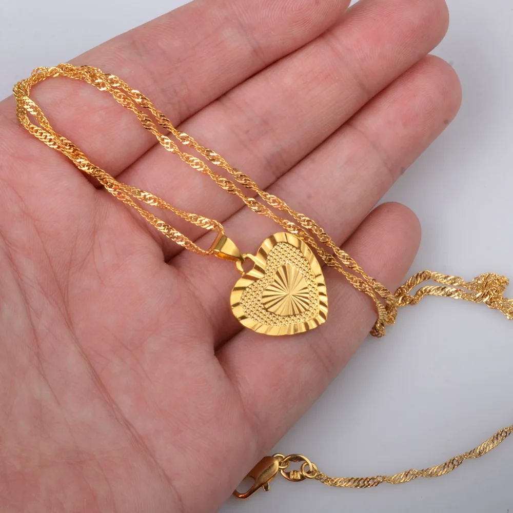 Anniyo Heart Pendant And Necklaces 