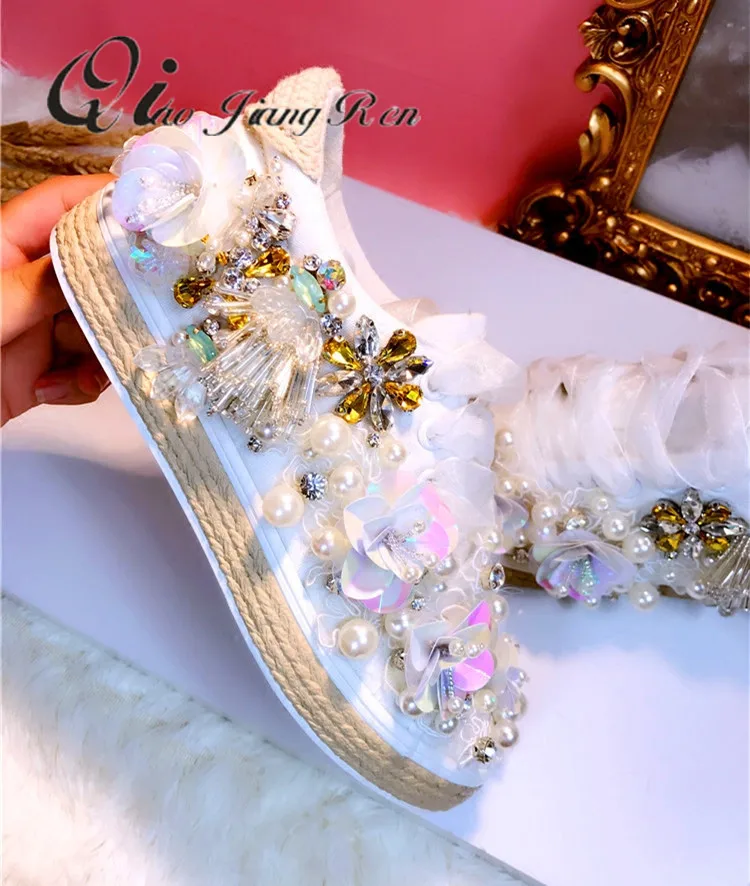 

White shoes increased female wild 2018 new custom handmade diamond pearl fashion canvas shoes female student shoes QIAOJINGREN