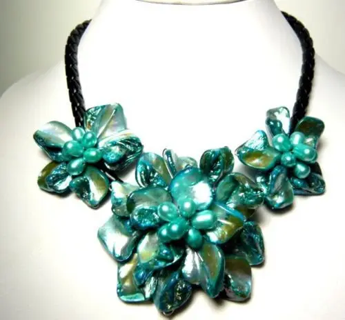 

Jewelr 005062 stunning big handmade baroque shell pearl flower leather necklace 17