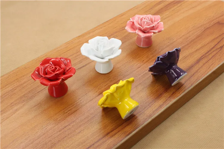 2062296997_403940942