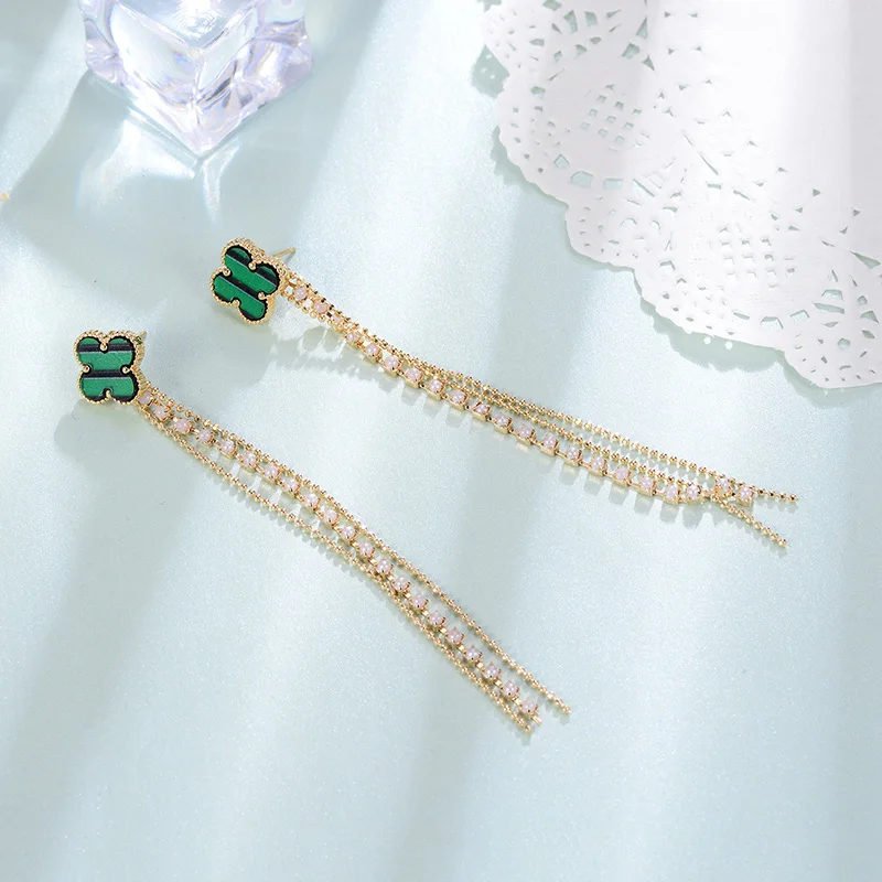 

Gold Color Long Earrings for Women Summer Fresh Four-Leaf Clover Nail Girls Beaded Fine Jewelry Big Dangler Ear Accessories