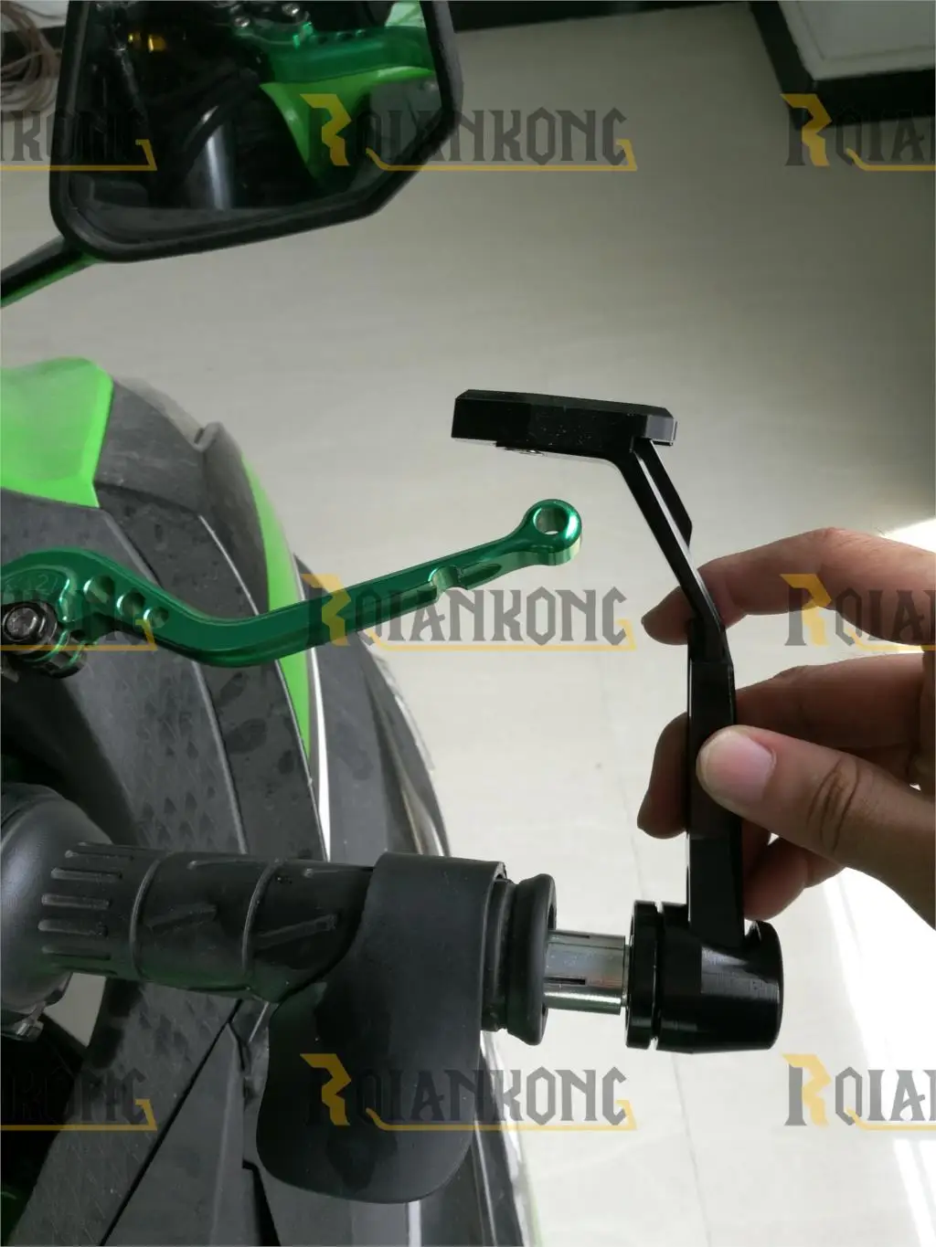 aeProduct.getSubject()